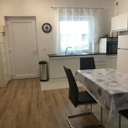 Apartmaji Meduza Apartment Izola