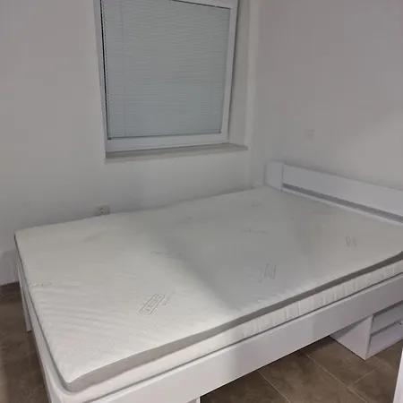 Apartmaji Meduza Lägenhet *