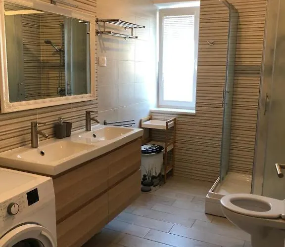 Apartmaji Meduza Daire Izola